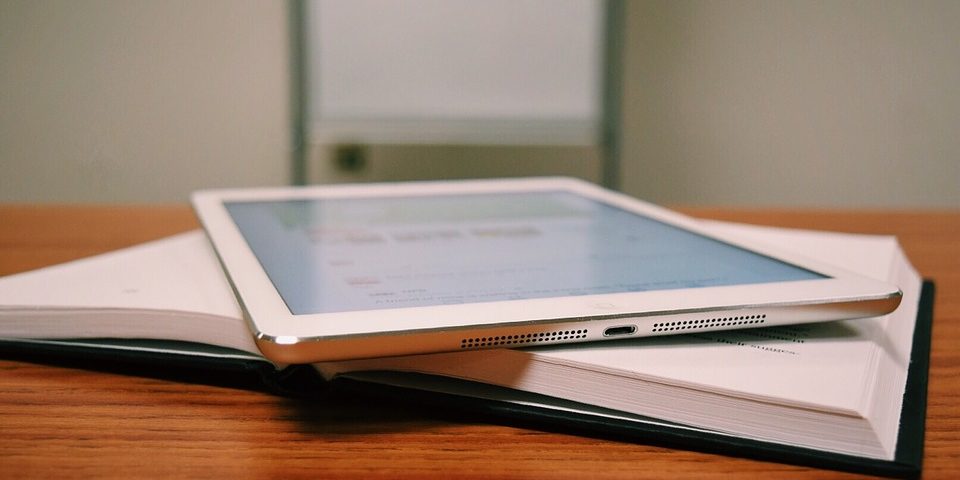Ipad en YouTube, de nieuwe middelen om het verleden te bestuderen?